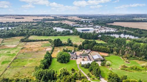 West End Farm, Fenstanton, Cambridge, PE28