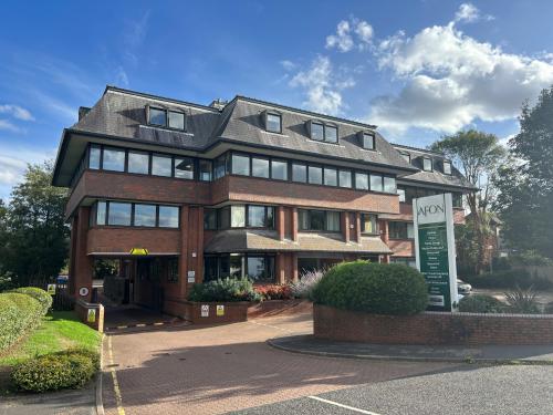 Afon, Worthing Road, Horsham, RH12