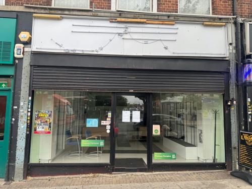 326 Neasden Lane, Neasden, London, NW10