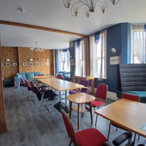 Newland House, 46A Broad Street, Banbury, OX16