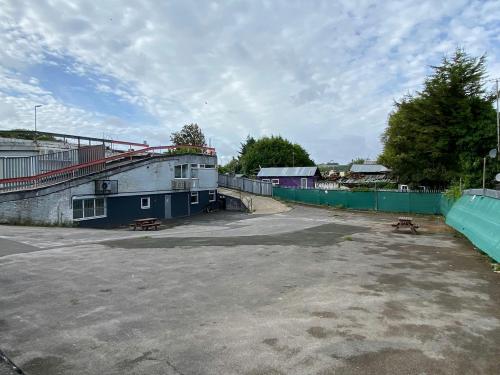 Unit 2, Town Street, Stanningley, Pudsey, LS28