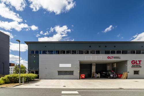 Unit 1, Spring Park, Maylands Avenue, Hemel Hempstead, HP2