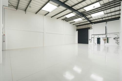 Unit 16, Trident Industrial Estate, Blackthorne Road, Poyle, SL3