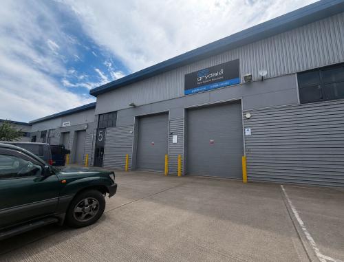 Units 2 3 4 5 & 6, Manhattan Business Park, West Gate, Ealing, London, W5