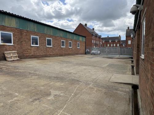 Unit 4A, Portland Industrial Estate, Hitchin Road, Arlesey, SG15