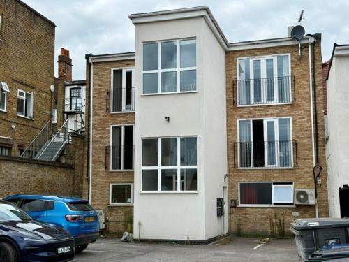 52-54, Packhorse Road, Gerrards Cross, SL9