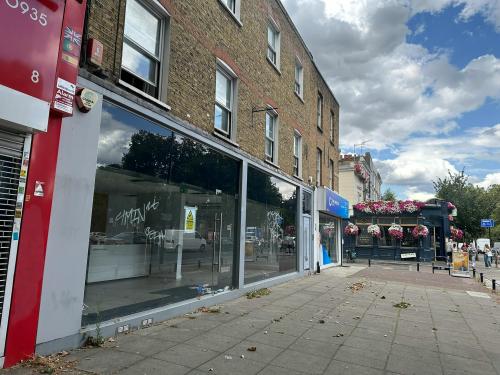 4/6 Clapham Road, Oval, London, SW9