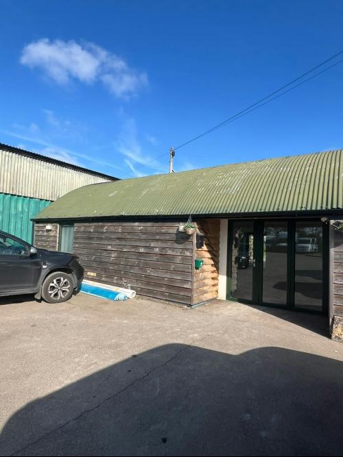 Unit 3, Gawcott Fields, Gawcott Road, Gawcott, Buckingham, MK18
