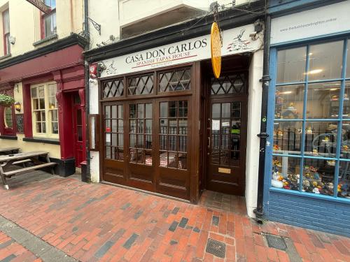 Casa Don Carlos, 5 Union Street, Brighton, BN1