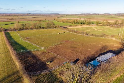 Approx 5.0 acres of grassland, Hayton, Retford, DN22