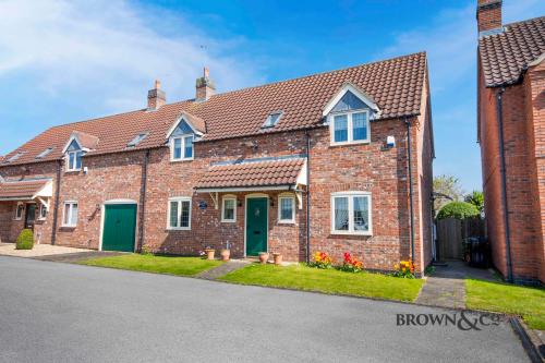 Snowdrop Cottage, 3 Milestone Court Great North Road, Barnby Moor, Retford, DN22