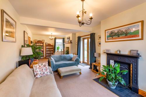 2 Greenside, Rampton, Retford, DN22