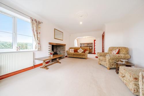 49 South Walsham Road, Acle, Norwich, NR13