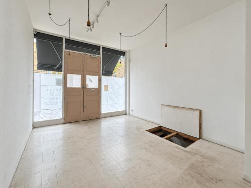72 Golborne Road, Kensington, London, W10