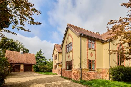 School Lodge, The Green, Caston, Attleborough, NR17