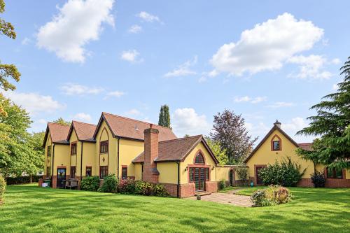School Lodge, The Green, Caston, Attleborough, NR17