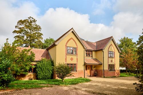 School Lodge, The Green, Caston, Attleborough, NR17