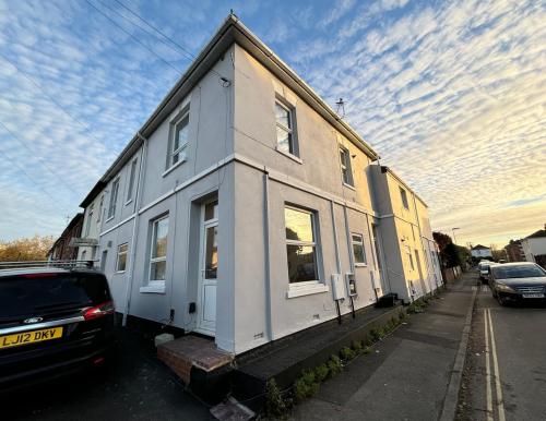 Flat 1, 42-44 Millbrook Road East, Southampton, SO15