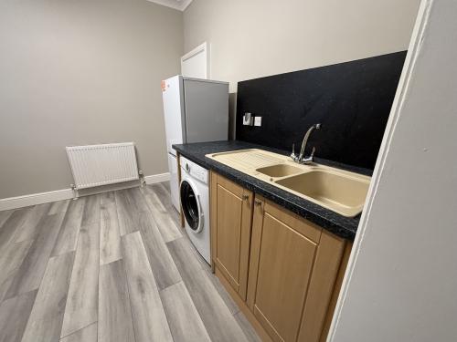 Flat 1, 42-44 Millbrook Road East, Southampton, SO15