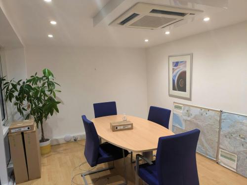 St Thomas Court, 39 Epsom Road, Guildford, GU1