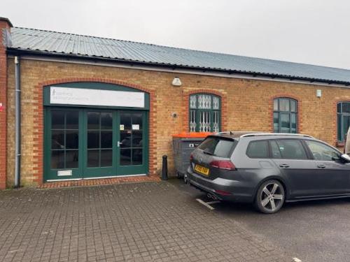 Unit 4 Ministry Wharf, Wycombe Road, Saunderton, High Wycombe, HP14