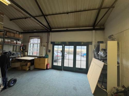 Unit 4 Ministry Wharf, Wycombe Road, Saunderton, High Wycombe, HP14