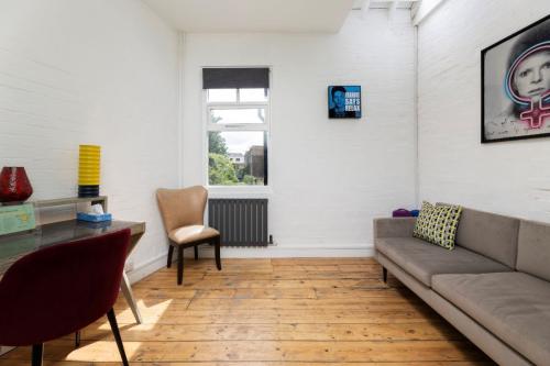 The Glass House, 11-12 Lettice Street, Parsons Green, London, SW6