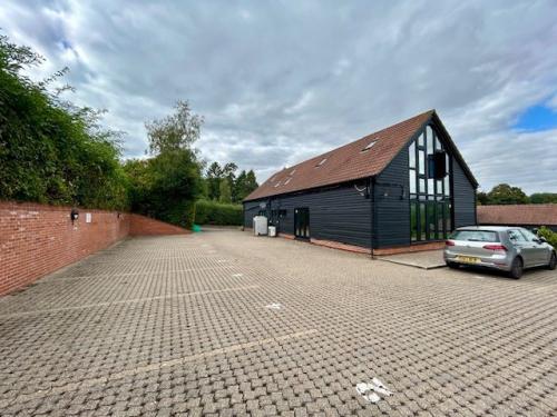 7-8 Lower Woodspeen Court, Woodspeen, Newbury, RG20