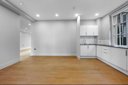 16 Hanover Square, Mayfair, London, W1S