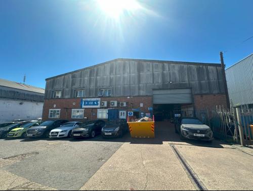 Unit C & H, Kelvin Industrial Estate, Long Drive, Greenford, UB6