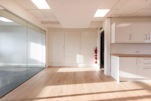 UK House, 82 - 84 Heath Road, Twickenham, TW1