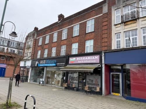 2/3 Twyford Parade, Surbiton, Tolworth, KT6