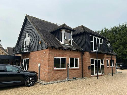 Wolvers Home Farm, Ironsbottom, Reigate, RH2