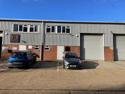 2 & 3 Crowhurst Barn, Crowhurst Lane, Sevenoaks, TN15