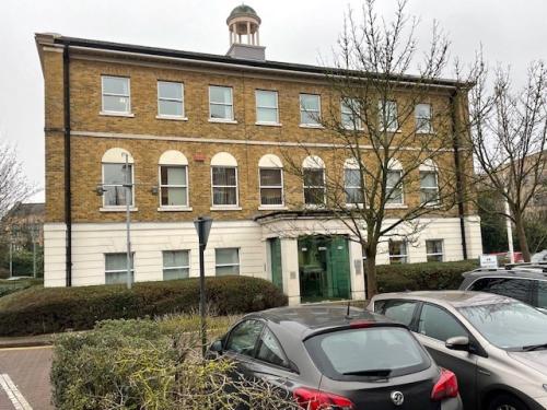 Montague Place, Quayside, Chatham, ME4