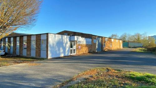 Unit 2, Botany Trading Estate, Sovereign Way, Tonbridge, TN9