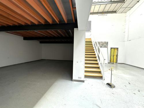 Unit 17, Capitol Industrial Park, Capitol Way, Colindale, London, NW9