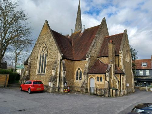 The United Reformed Church And Hall, Queens Road, Weybridge, KT13