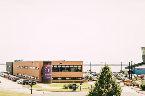 North Anchor Suite, The Deep Business Centre, Tower Street, Hull, HU1