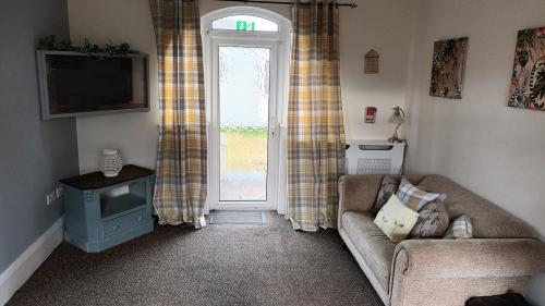 1181+1183 Holderness Road, Hull, HU8