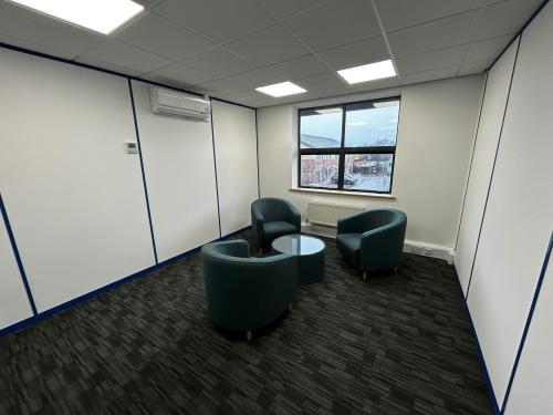 Unit 6, Coped Hall Business Park, Royal Wootton Bassett, Swindon, SN4