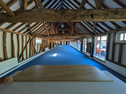 The Old Byre, Peper Harow Estate, Godalming, GU8