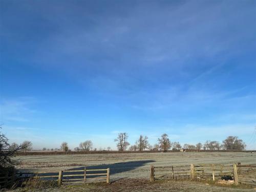 12.73 Acres, Gaddesby Lane, Melton Mowbray, LE14