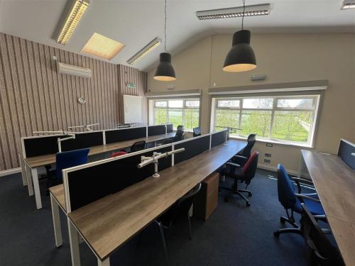 Blue Office,, Narrow Lane, Loughborough, LE12