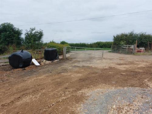 Cross Roads Farm, Scalford Road, Melton Mowbray, LE14