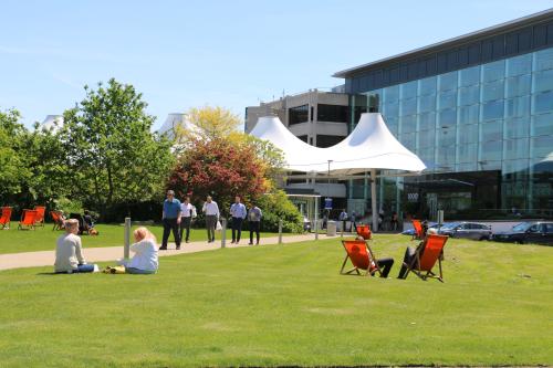 Lakeside Business Park, Western Road, Portsmouth, PO6