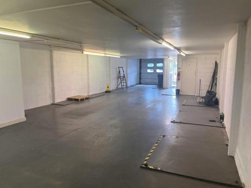 Unit 16, Walthamstow Business Centre, Clifford Road, Walthamstow, London, E17