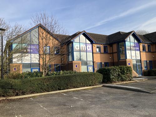 Units 10-12, North Lynn Business Village, Bergen Way, King's Lynn, PE30