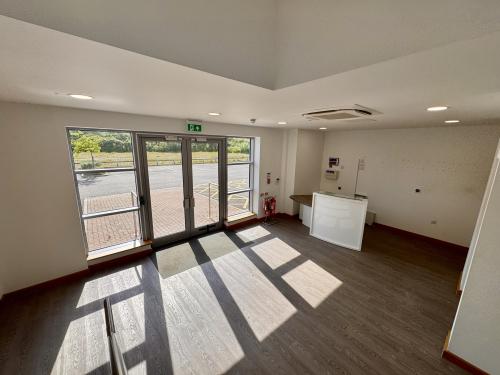7, EMDC, Arundel Avenue, Castle Donington, Derby, DE74