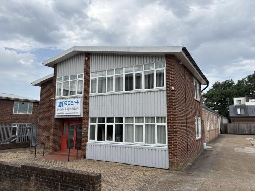 67 Victoria Road, Burgess Hill, RH15